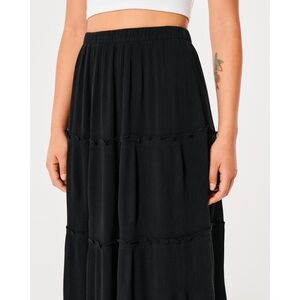 HOLLISTER Black Tiered Skirt